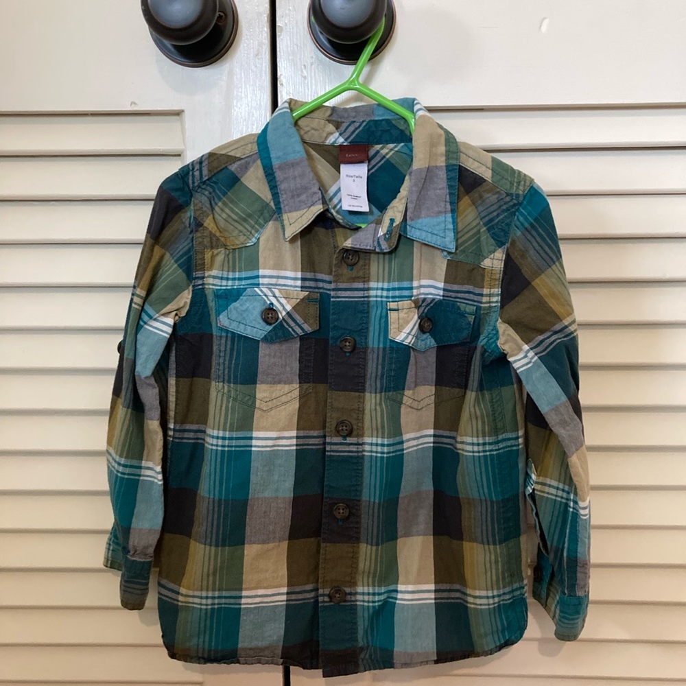 Tea size 3 button up